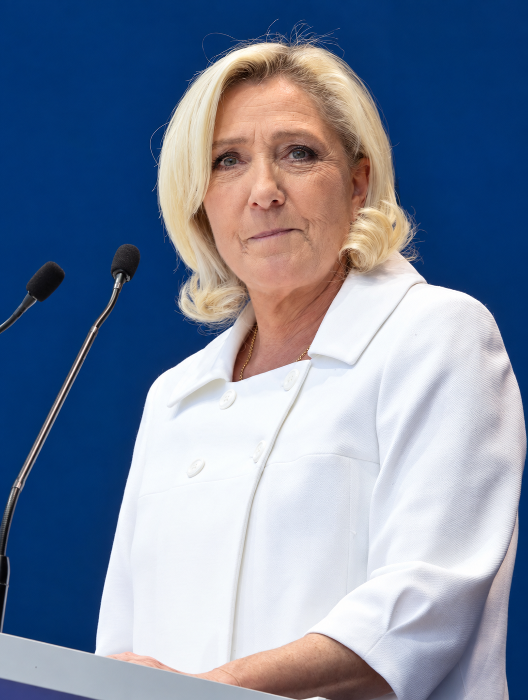 Marine Le Pen — photographie retouchée par IA