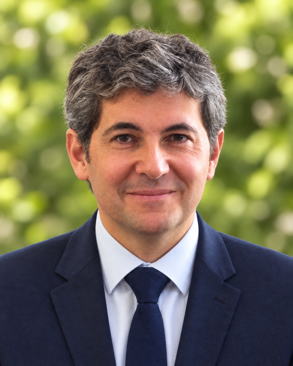 Gilles Platret — portrait retouché par IA